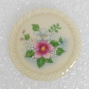 Vintage AVON‎ 1984 SPRING BOUQUET Porcelain Round Disc Brooch Pin Floral Design